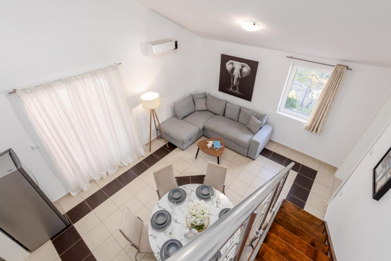 Elegance Duplexes By Monte Aria تْشيرسيك نوفي المظهر الخارجي الصورة